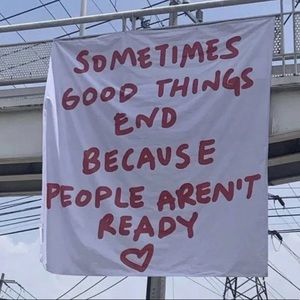 Meet your Posher, Kendra